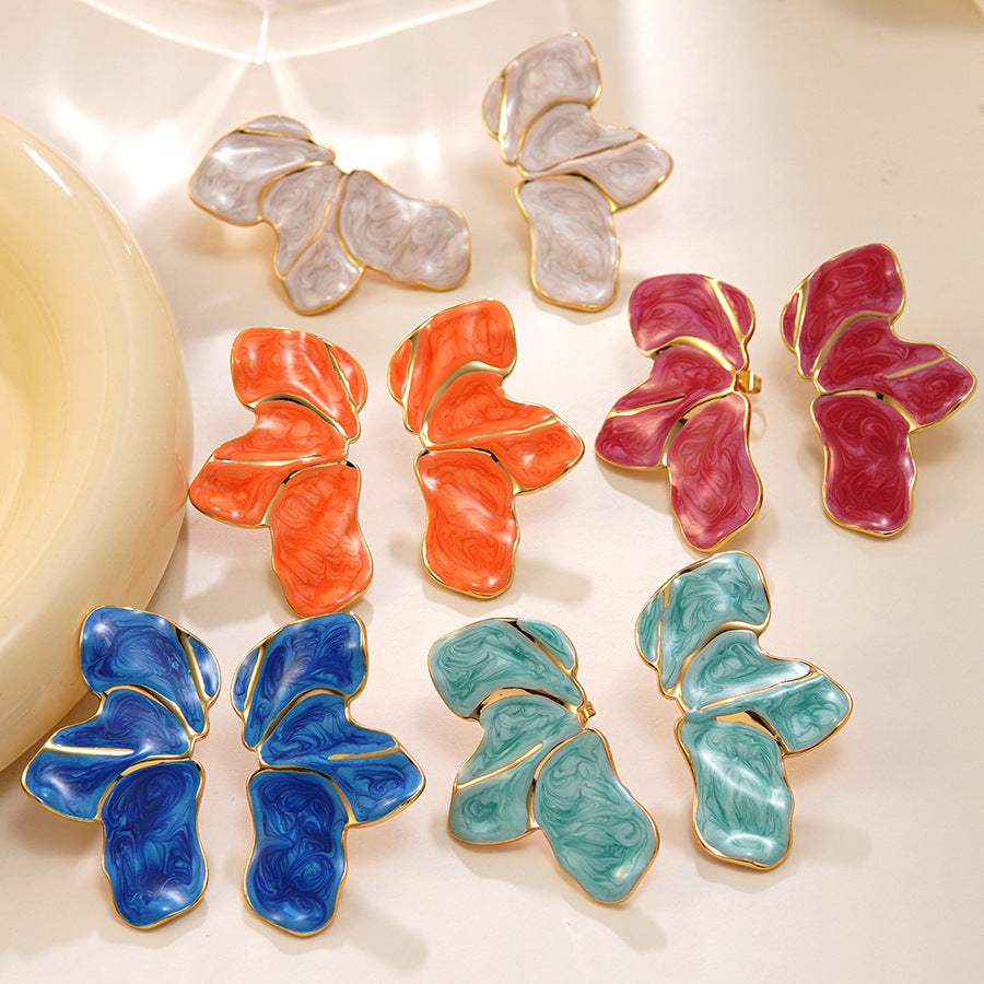 Shiny Stud Earring