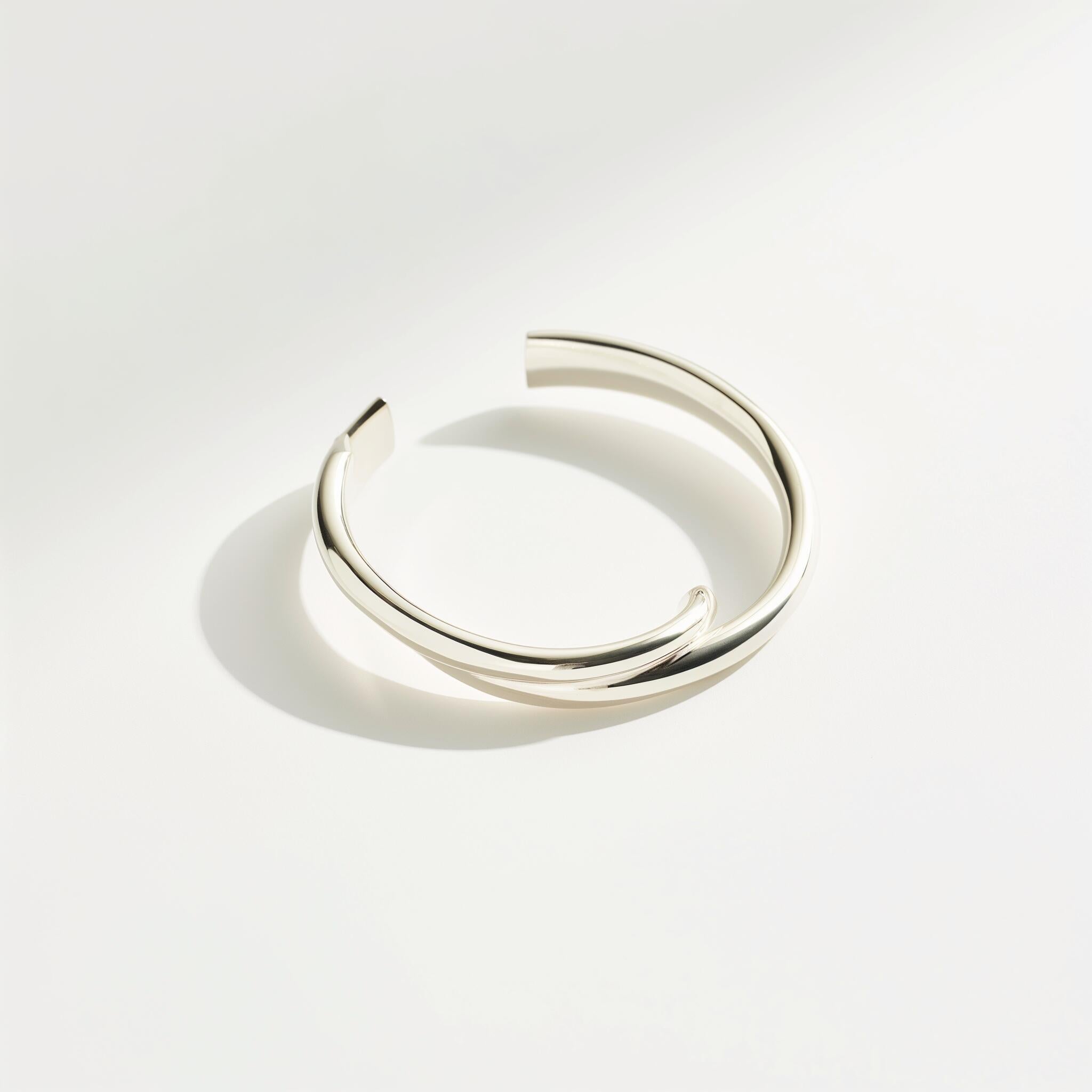 Elegant bracelet
