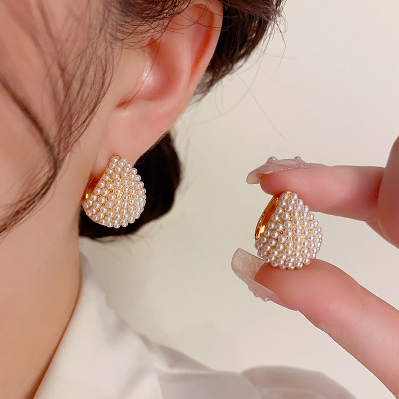Pearl studs earrings