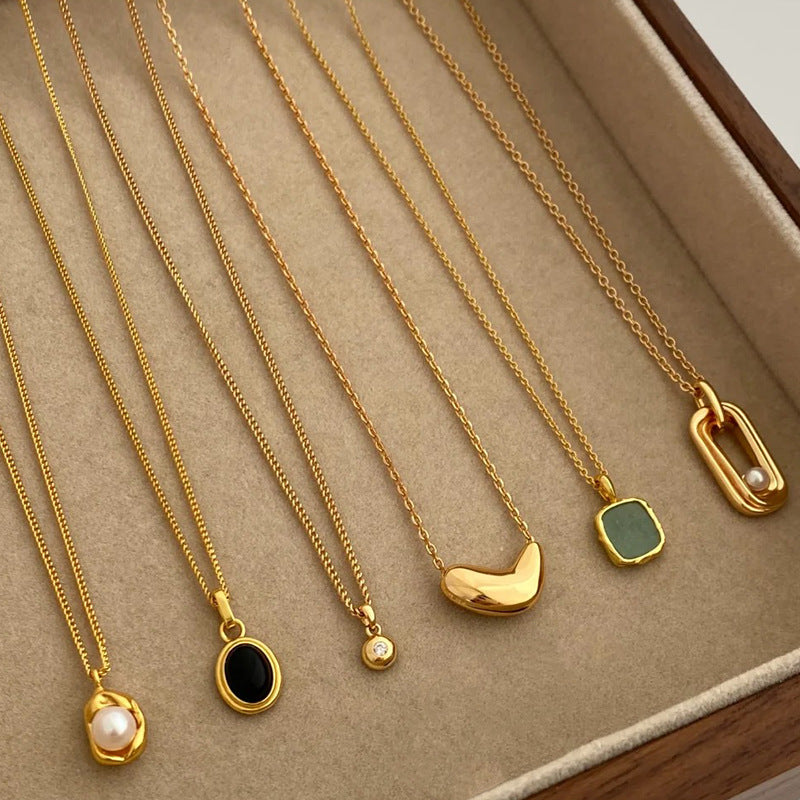 Delicate necklace