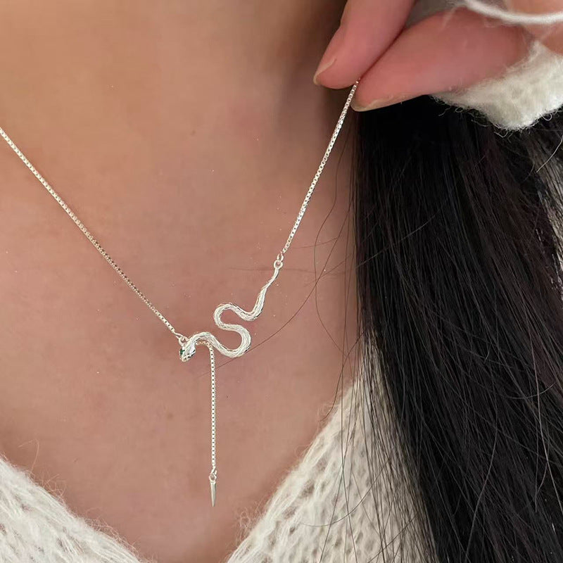 Delicate necklace